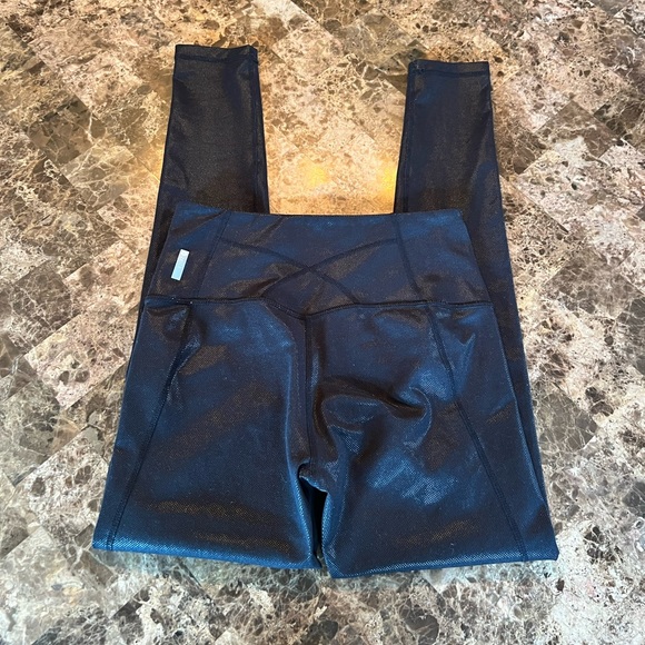 ZELLA Live In Metallic Print High Waist Legging Black Reptile Impression Print - Picture 4 of 12